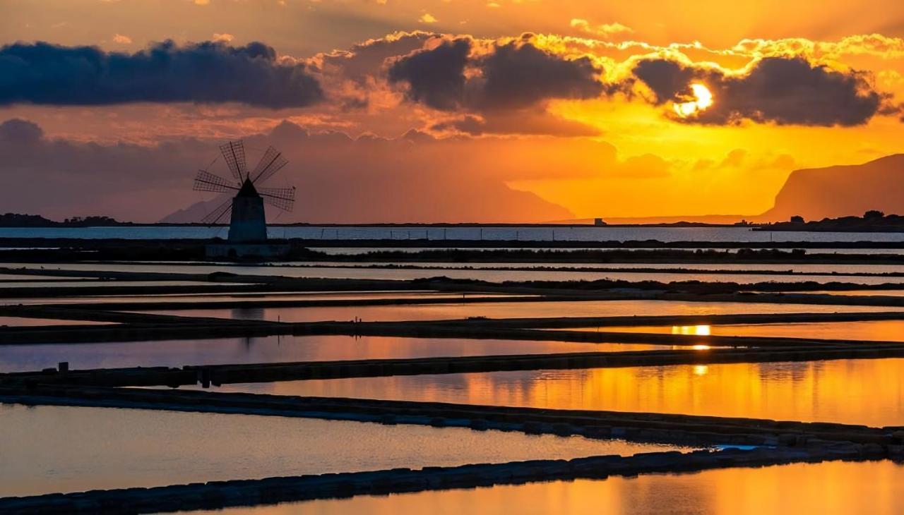La Casa Dei Bouganville - Lo Stagnone Isole Egadi Marsala Exterior foto